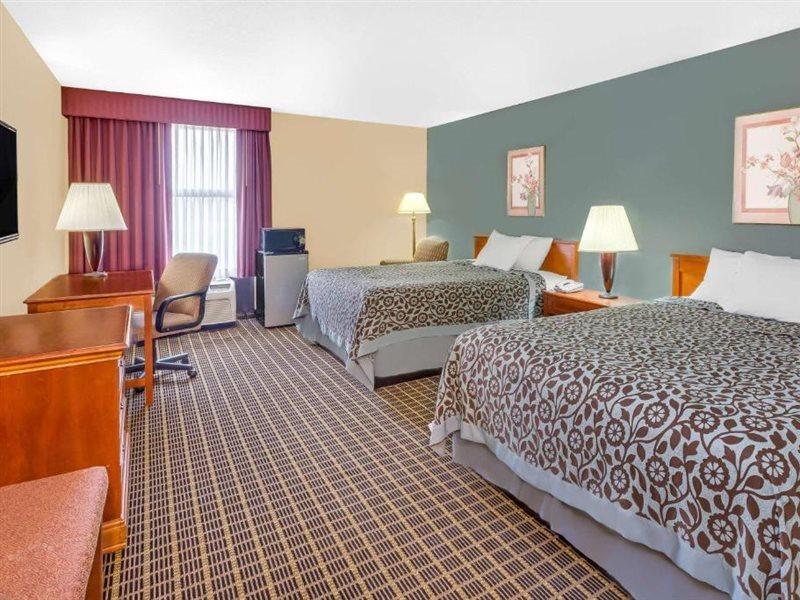 Days Inn & Suites By Wyndham Kalamazoo Ngoại thất bức ảnh