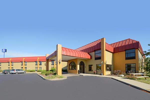 Days Inn & Suites By Wyndham Kalamazoo Ngoại thất bức ảnh